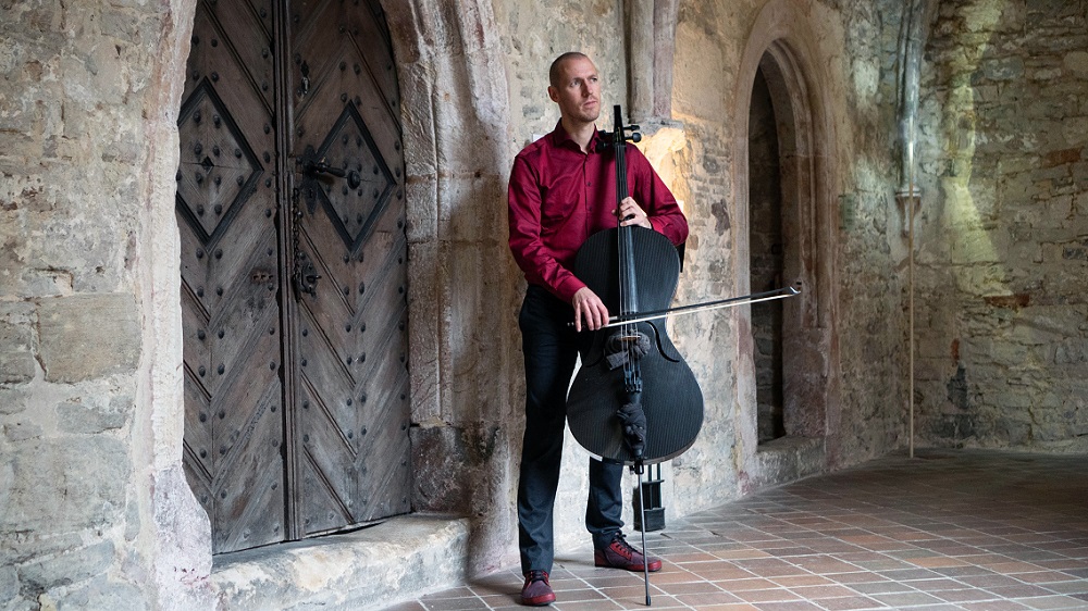 Prypjat Syndrome: E-Cellist und Klangkünstler Matthias Marggraff Prypjat Syndrome: E-Cellist und Klangkünstler Matthias Marggraff