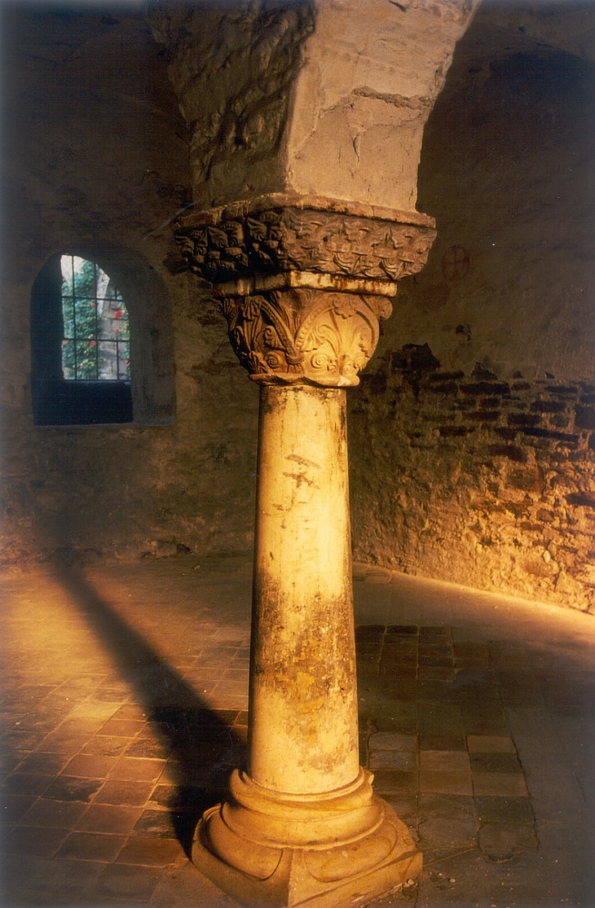 Säule im Kapitelsaal Säule im Kapitelsaal