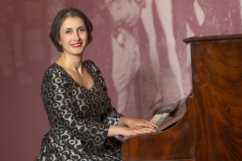 Varvara Manukyan Varvara Manukyan